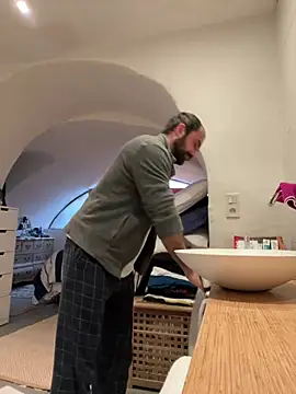 Snapshot of morfeoX chatting on March 17, 6:51 am morfeoX online show from March 17, 6:51 am