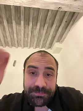 Snapshot of morfeoX chatting on February 25, 8:36 am morfeoX online show from February 25, 8:36 am