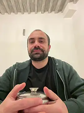 Snapshot of morfeoX chatting on March 1, 9:59 pm morfeoX online show from March 1, 9:59 pm