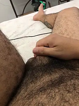 Snapshot of mchdo09 chatting on February 28, 8:39 pm mchdo09 online show from February 28, 8:39 pm