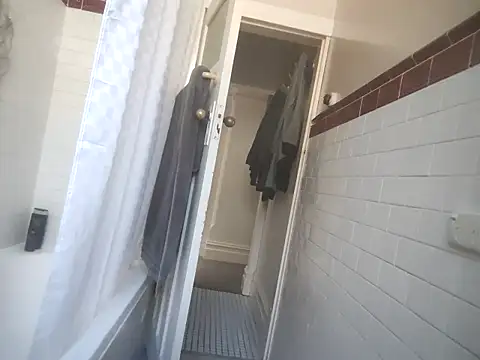 MystiqueRider online show from October 10, 10:46 pm