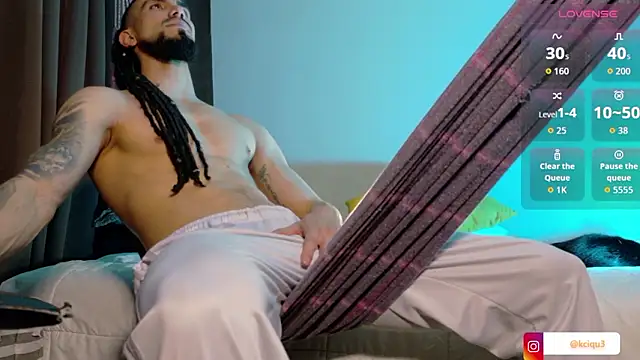 K cique online show from February 6, 10:39 pm