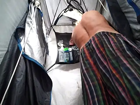 iswimnaked007 online show from March 16, 1:12 am