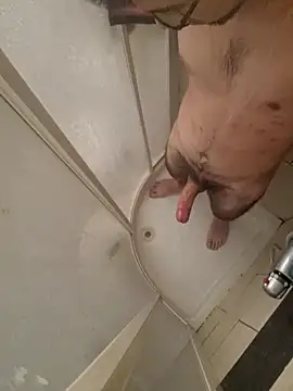 Snapshot of Lezoz_ chatting on October 28, 6:21 pm Lezoz  online show from October 28, 6:21 pm