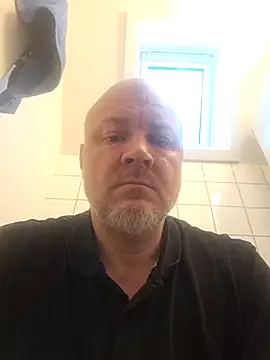 Lucifer29cm online show from February 22, 12:40 pm