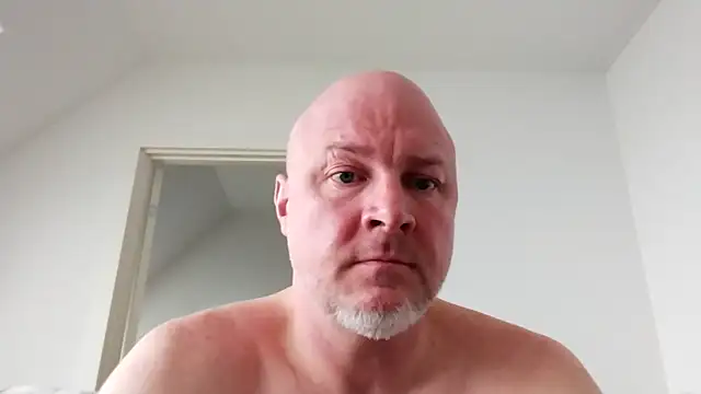 Lucifer29cm online show from February 25, 10:15 am