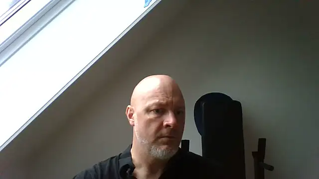 Lucifer29cm online show from September 18, 7:21 am