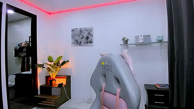 nilam valker online show from October 4, 11:53 pm