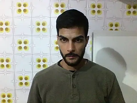 Gabrielteixeira120 online show from May 11, 8:06 pm