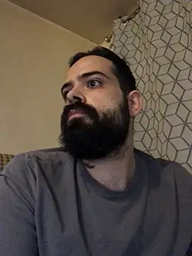 guccititi online show from March 30, 1:39 am