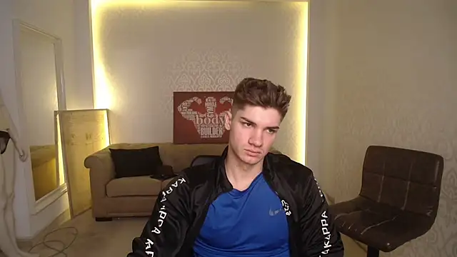 MaxKaiden online show from March 14, 6:21 am