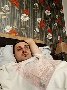 Eusuntnoulgigolo online show from December 15, 7:44 pm