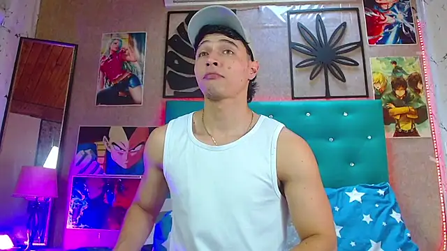 LiamAndrewzz online show from October 15, 6:26 pm