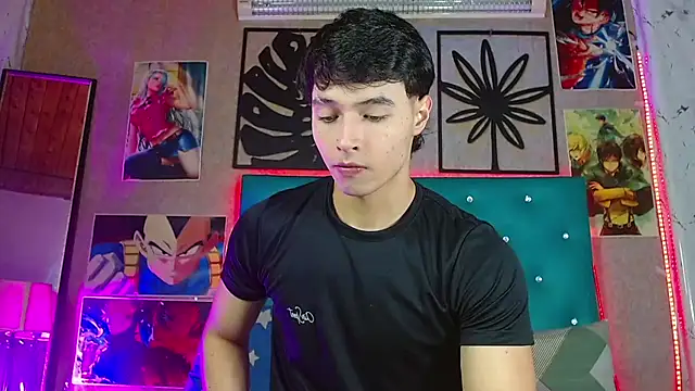 LiamAndrewzz online show from March 17, 4:04 am