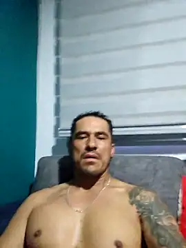 Iuver online show from December 5, 10:28 pm