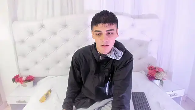 frank jhonsson online show from October 1, 7:18 pm