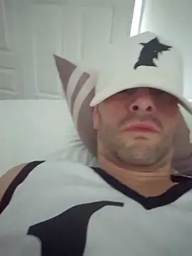 Snapshot of CoxedEighty chatting on September 28, 2:59 pm CoxedEighty online show from September 28, 2:59 pm