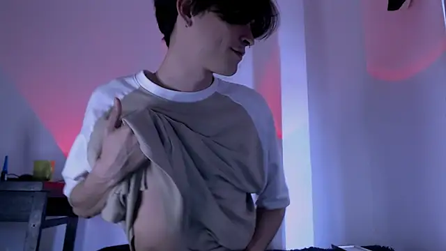 Snapshot of gunther_hda chatting on September 29, 9:43 pm gunther hda online show from September 29, 9:43 pm