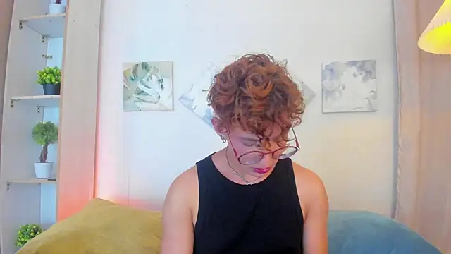 iiangel  online show from December 19, 4:53 am