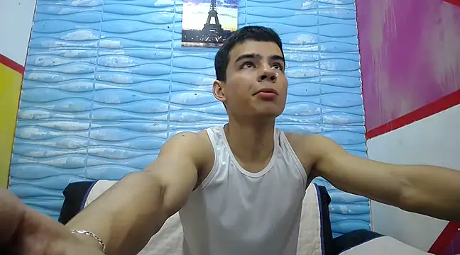 Snapshot of seigfried0 chatting on February 27, 7:15 pm seigfried0 online show from February 27, 7:15 pm