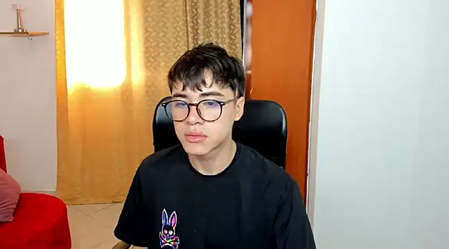 liam orion online show from February 25, 6:42 pm