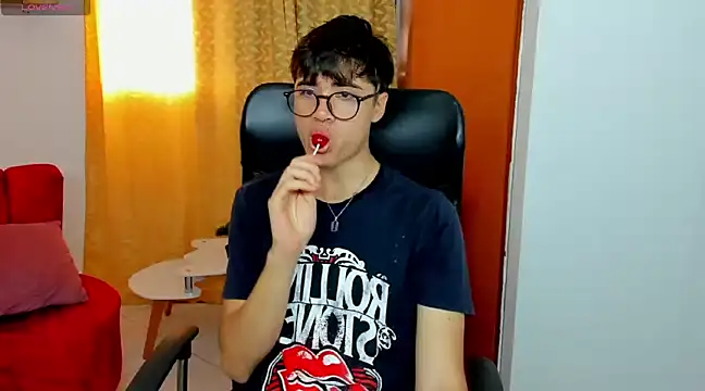 liam orion online show from March 7, 6:33 pm