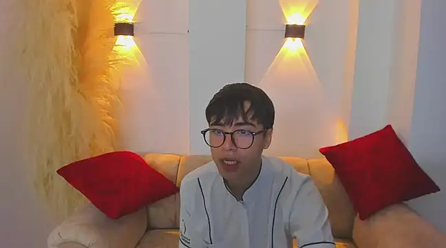 liam orion online show from March 18, 5:44 pm