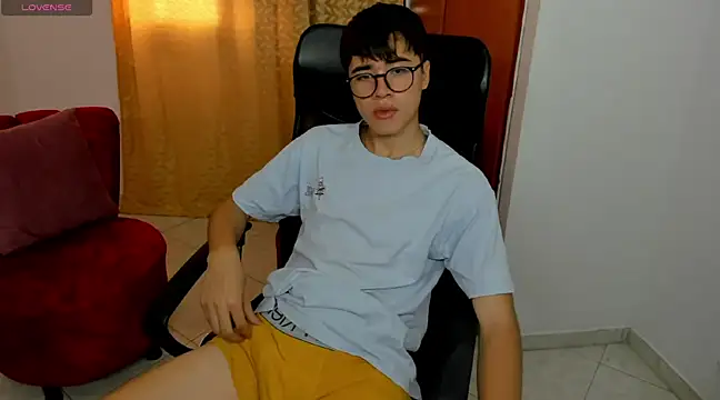 liam orion online show from February 26, 6:53 pm