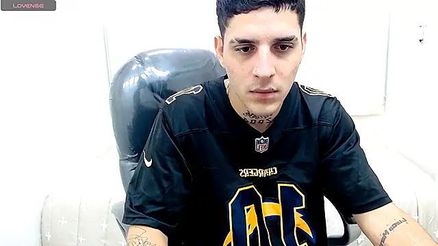 prankish boy online show from March 6, 5:14 am