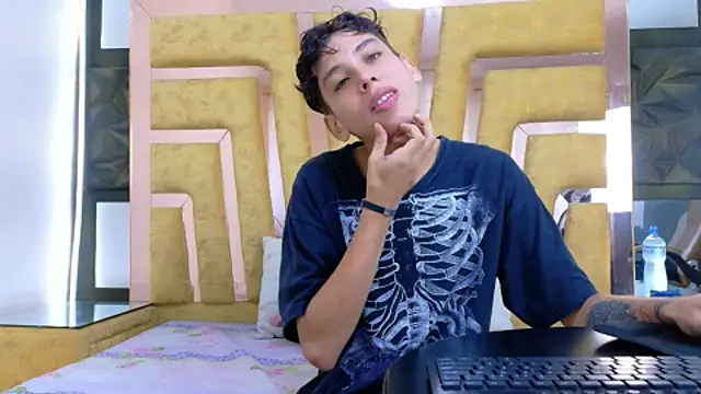 Noahoconor online show from October 2, 4:33 pm