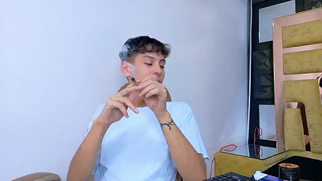 Noahoconor online show from September 11, 7:46 pm