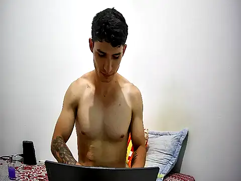 Brian lumper01 online show from March 5, 5:18 pm