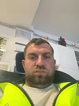 daniel21p online show from April 18, 10:53 pm