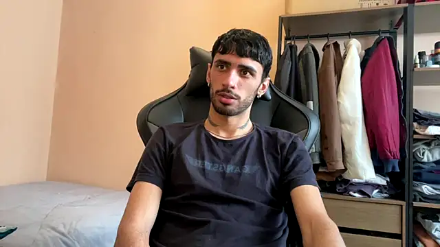 Snapshot of iendriw chatting on October 29, 4:54 pm iendriw online show from October 29, 4:54 pm