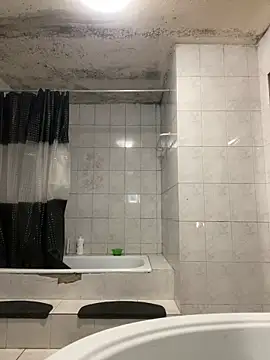 rogerdik76 online show from February 23, 6:26 am