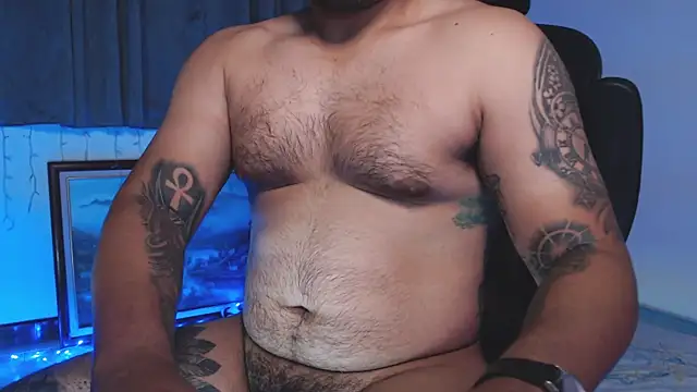 maxflurry  online show from April 4, 8:55 am