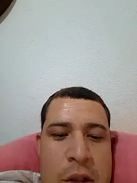 Snapshot of comcoroas chatting on February 23, 1:27 pm comcoroas online show from February 23, 1:27 pm