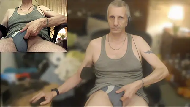maxdaddy690 online show from July 17, 10:27 pm