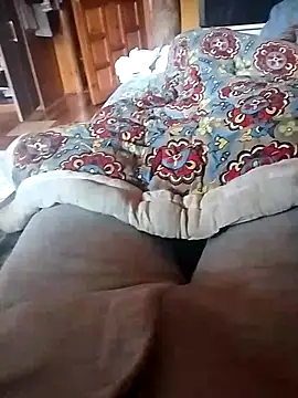 Snapshot of surfacespurt54 chatting on September 28, 12:47 pm surfacespurt54 online show from September 28, 12:47 pm