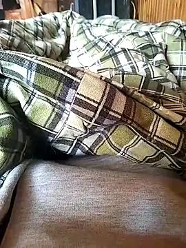 Snapshot of surfacespurt54 chatting on February 26, 7:09 am surfacespurt54 online show from February 26, 7:09 am