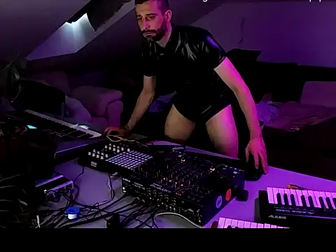 gryzoon online show from June 26, 2:47 am