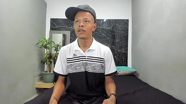 Kalvin Bronw96 online show from March 14, 7:34 pm