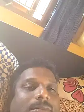 Snapshot of beyondthelines123 chatting on October 2, 4:27 am beyondthelines123 online show from October 2, 4:27 am