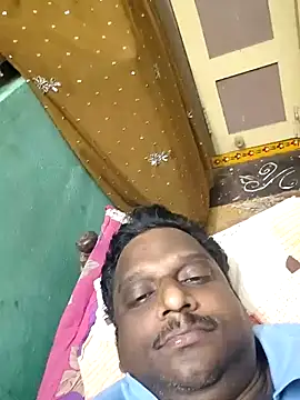 Snapshot of beyondthelines123 chatting on February 26, 5:28 pm beyondthelines123 online show from February 26, 5:28 pm