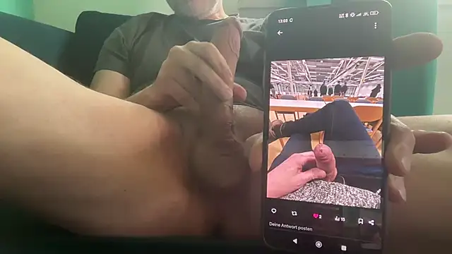 Snapshot of bavaricus123 chatting on March 12, 12:04 pm bavaricus123 online show from March 12, 12:04 pm