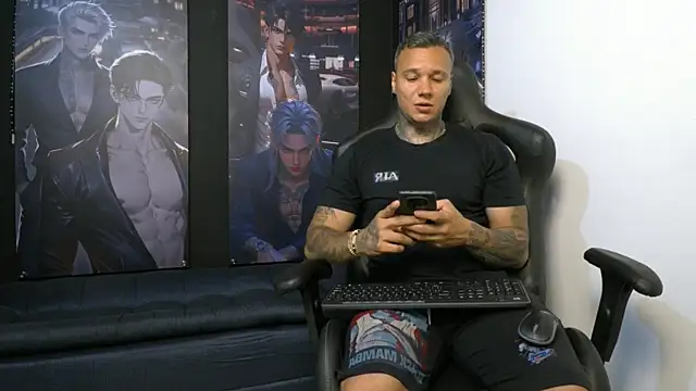 damian c12 online show from April 4, 9:45 pm