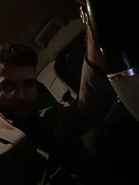 YJeromZCoxk online show from March 18, 12:19 am