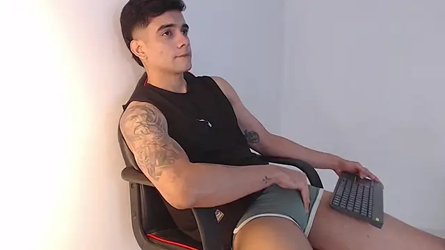 adam levis17 online show from November 23, 5:07 am