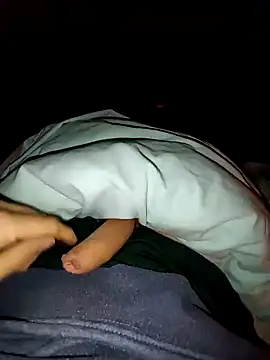 Cazzettostorto99 online show from October 29, 11:18 pm