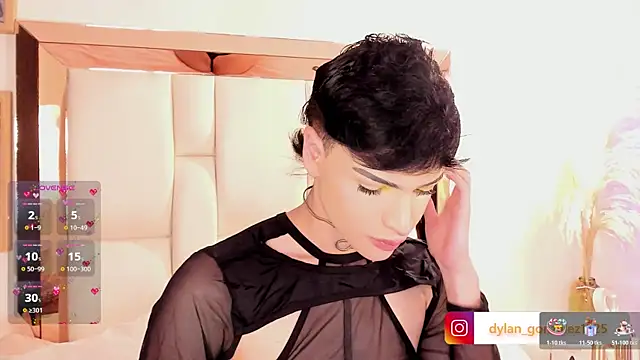 Dylan Turnerr online show from November 27, 8:45 pm